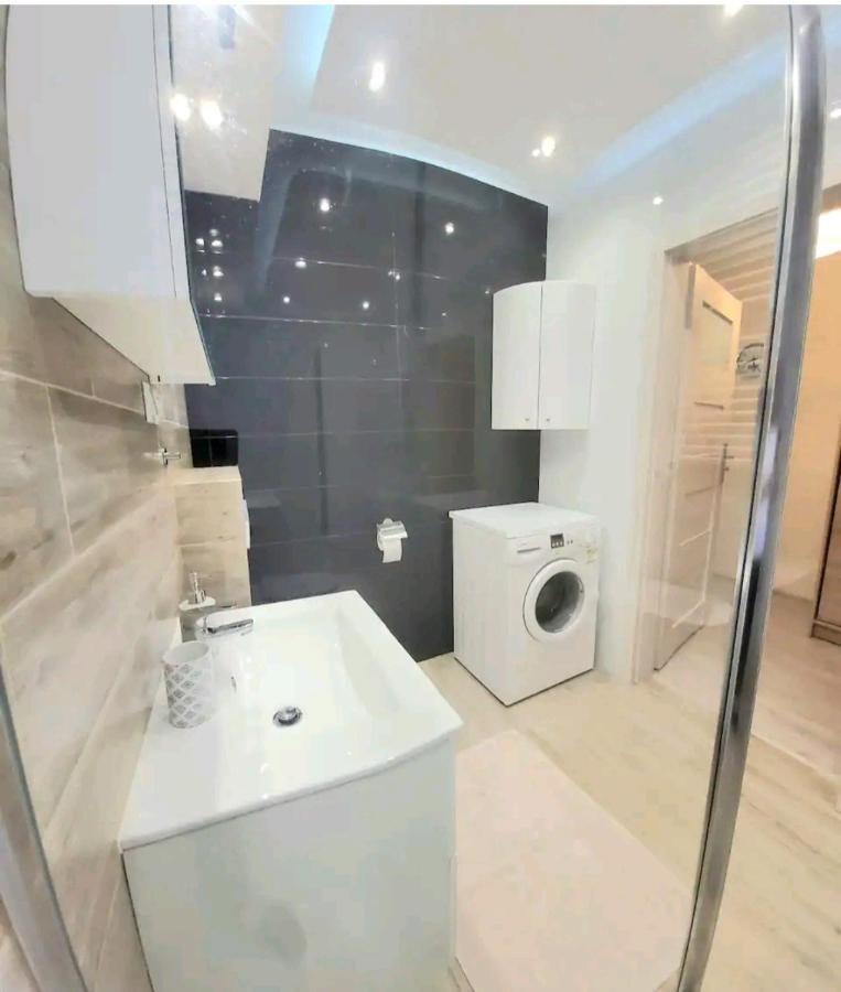 Cracow Novum Apartment Downtown 4 Persons Krakow Exterior photo