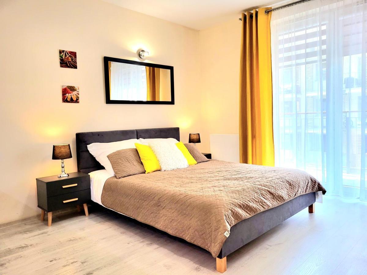 Cracow Novum Apartment Downtown 4 Persons Krakow Exterior photo