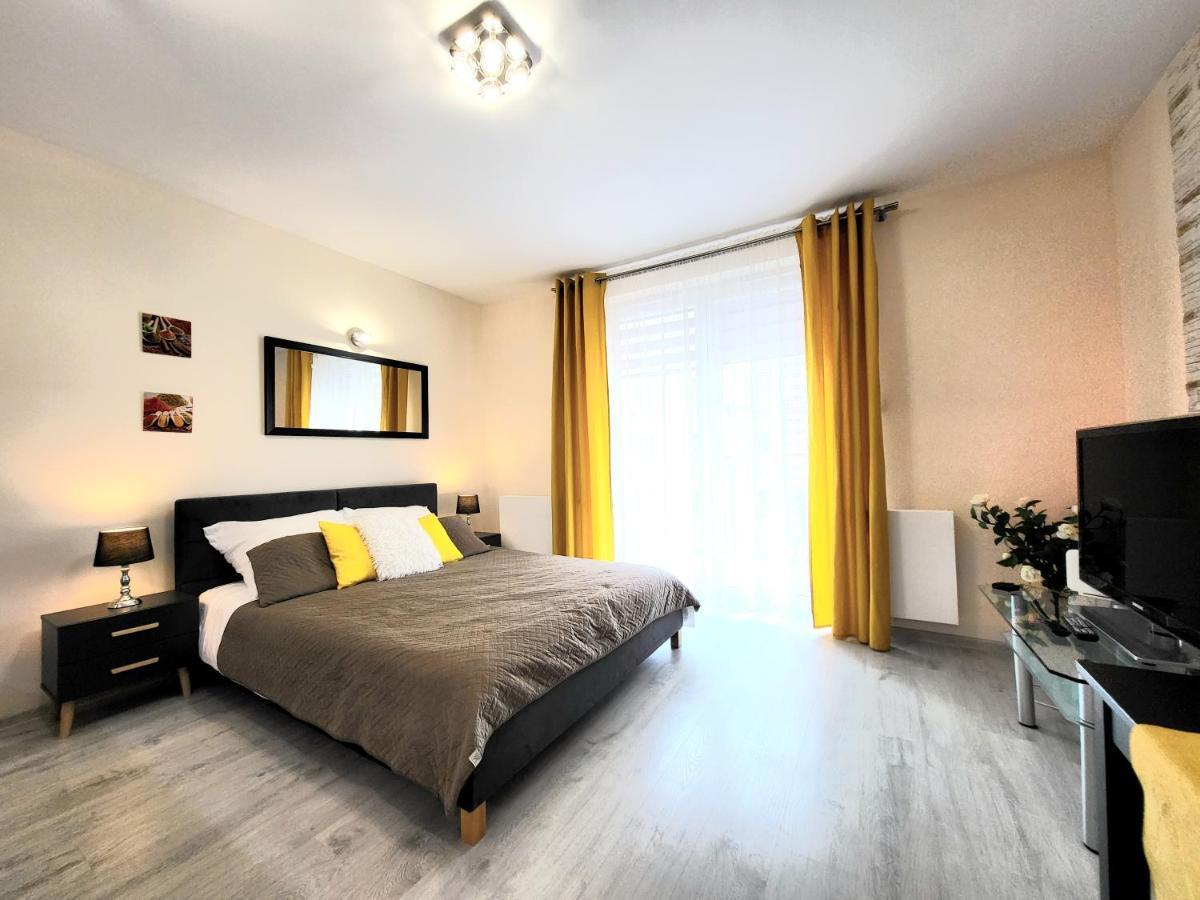 Cracow Novum Apartment Downtown 4 Persons Krakow Exterior photo